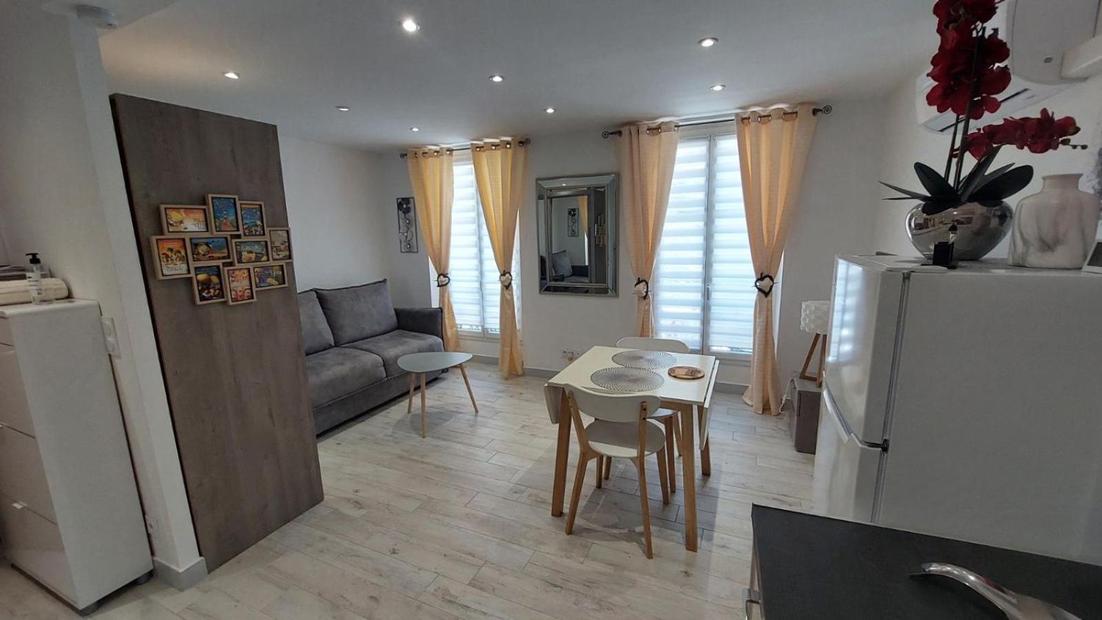 Studio Lumineux Avec Parking Proche Monaco, Nice, Plage Et Gare Menton Exterior foto